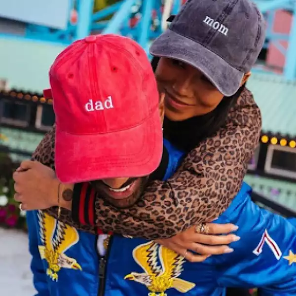 Jhene Aiko and Big Sean show off hats in new photo